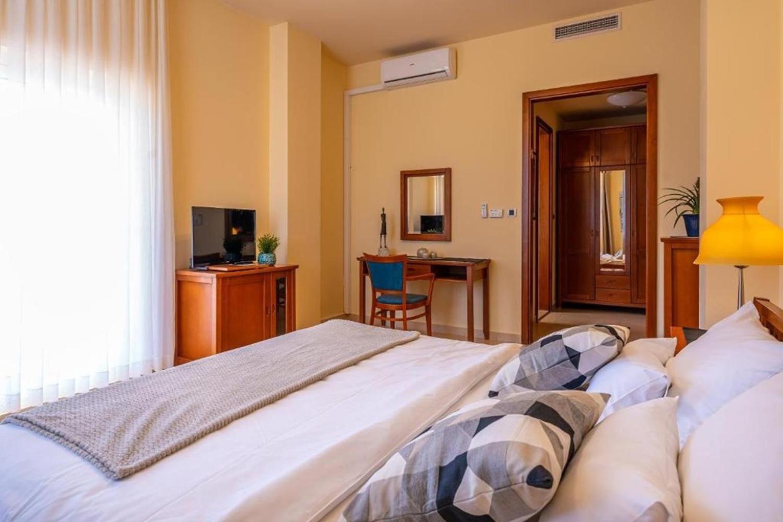 Villa Arcadium Tribalj Buitenkant foto