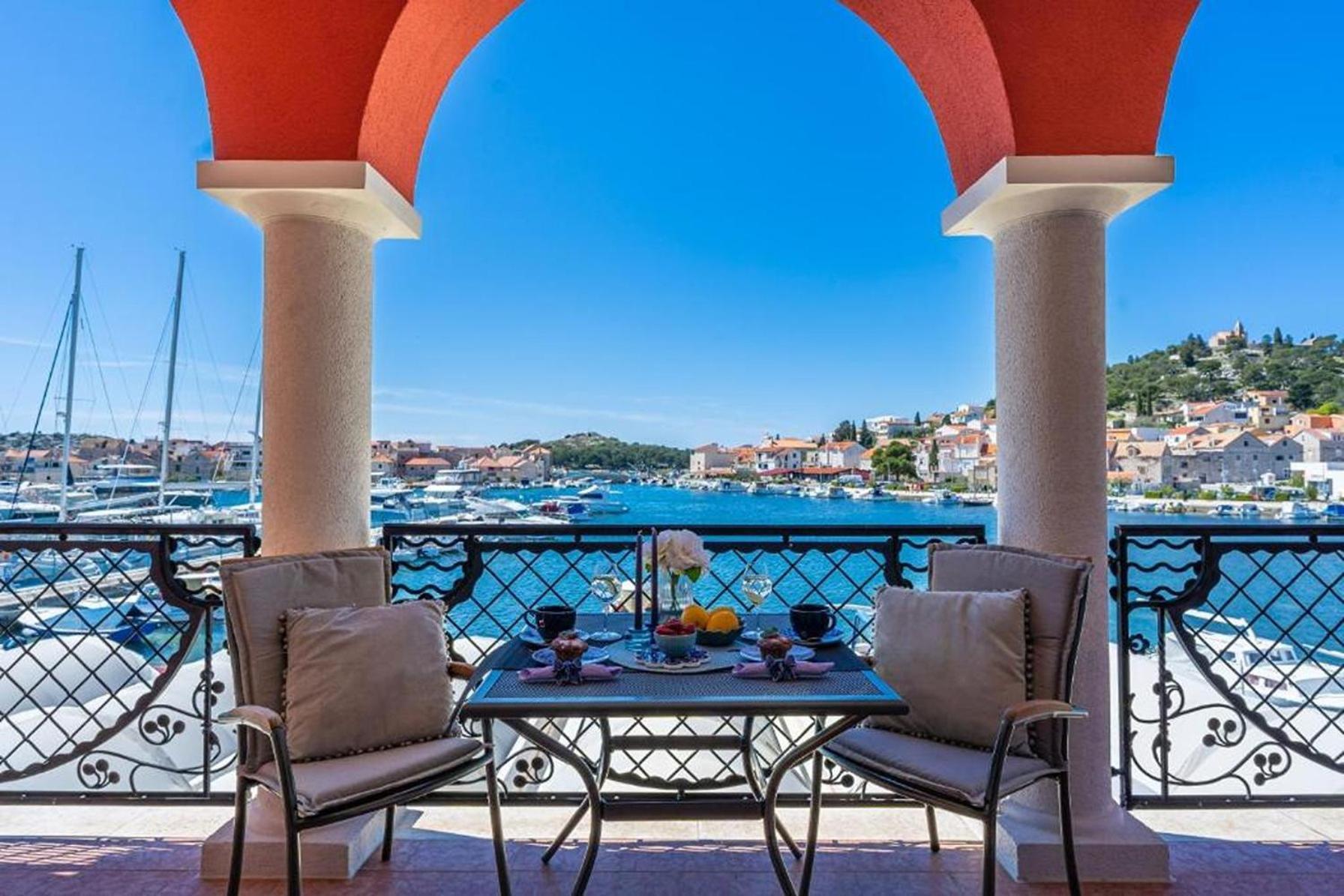 Villa Arcadium Tribalj Buitenkant foto